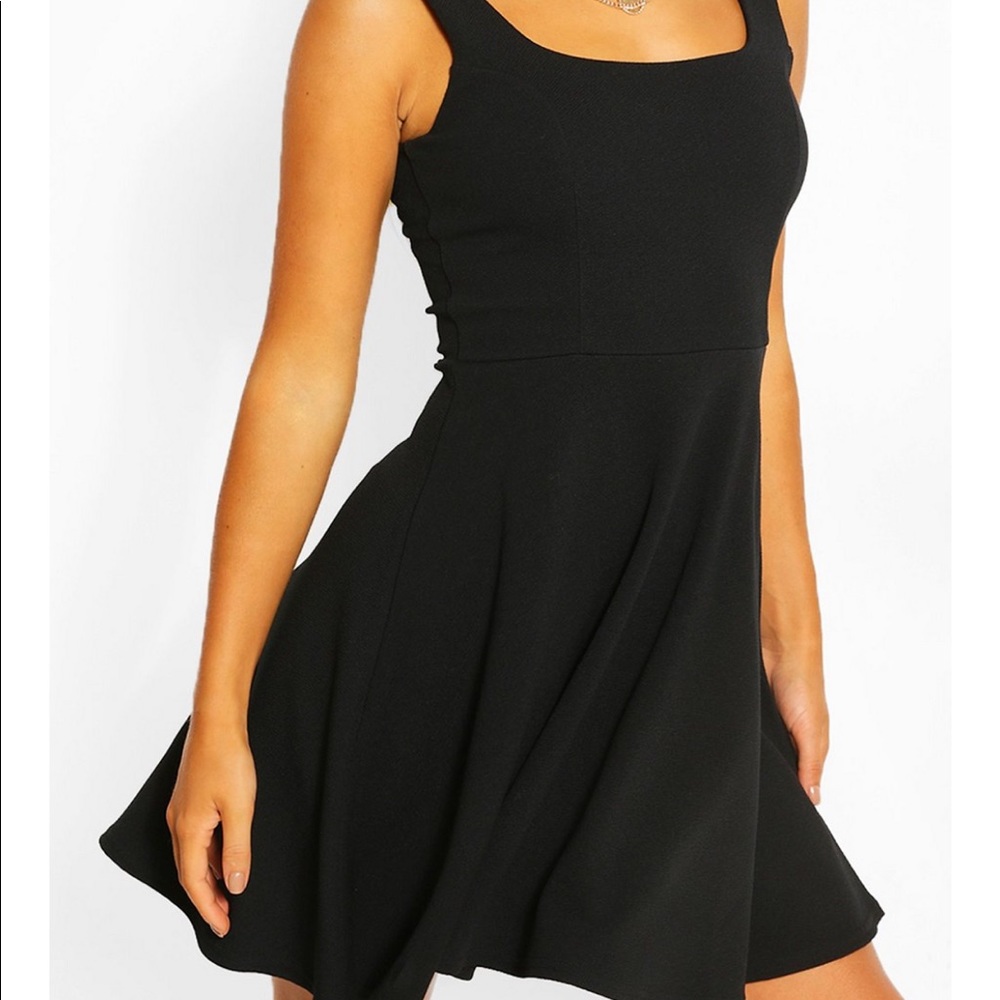 black skater dress